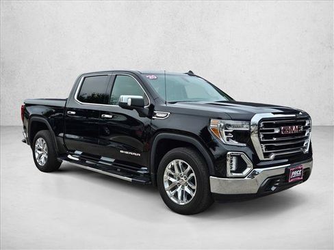 Used 2020 GMC Sierra 1500 SLT RWD image 3