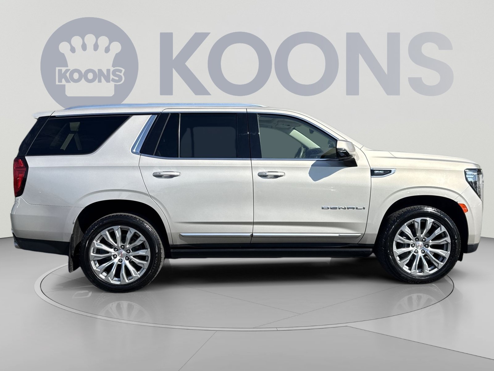 Used 2023 GMC Yukon Denali AWD/4WD image 12