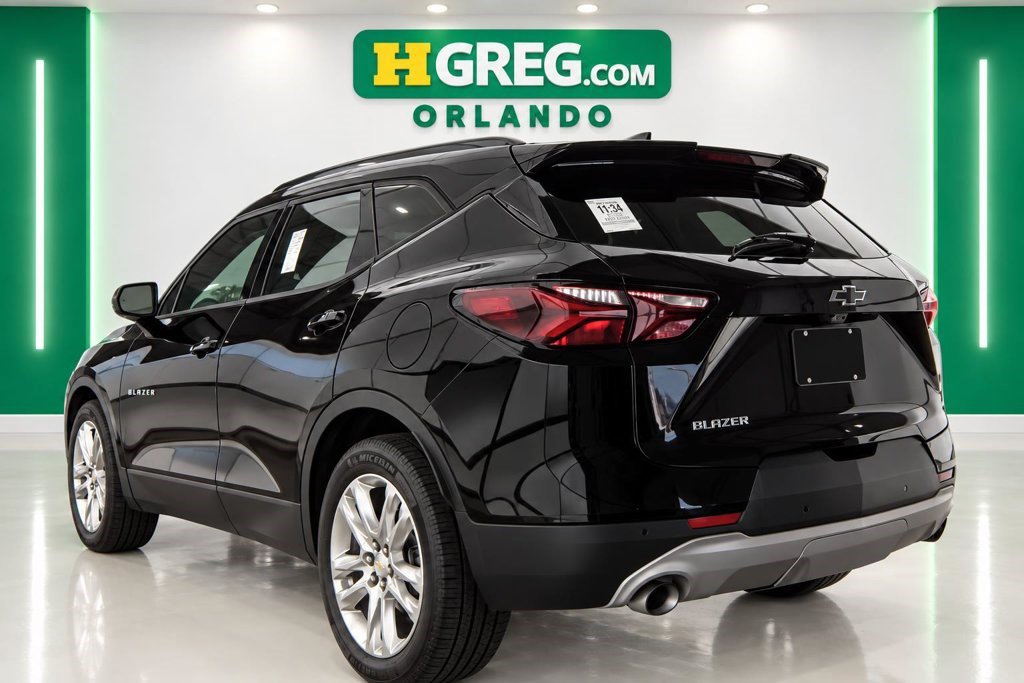 Used 2019 Chevrolet Blazer LT w/ Sun and Wheels Package FWD image 2