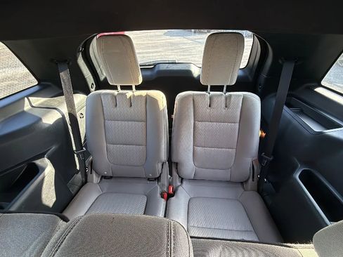 Used 2018 Ford Explorer 4WD image 29