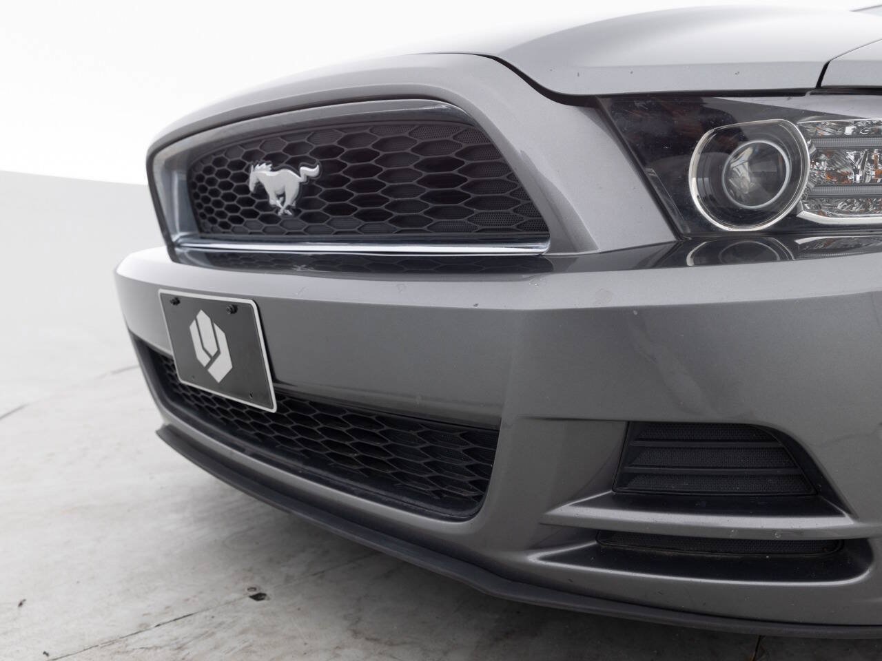 Used 2014 Ford Mustang Coupe RWD image 15
