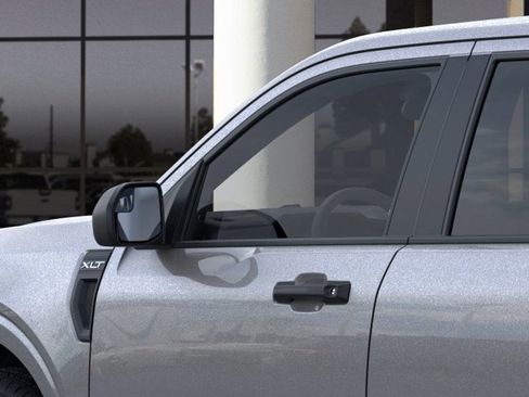 New 2025 Ford Maverick XLT image 21