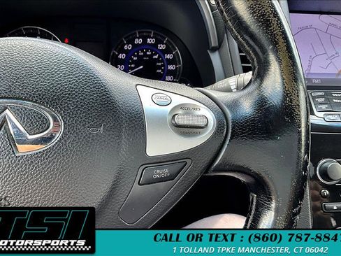 Used 2014 INFINITI QX70 AWD w/ Premium Package image 19