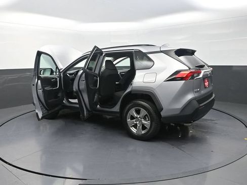 Used 2024 Toyota RAV4 XLE FWD image 42