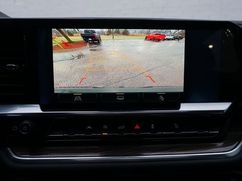 Certified 2025 Chevrolet Silverado 1500 LT Trail Boss w/ Convenience Package II image 17