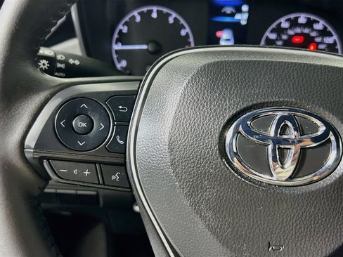 Used 2024 Toyota Corolla SE FWD image 17