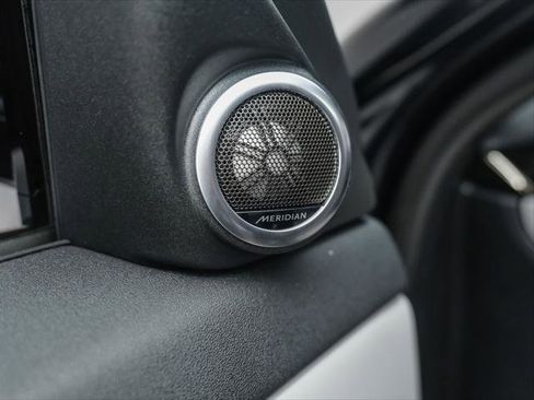 New 2026 Land Rover Range Rover Evoque S image 25