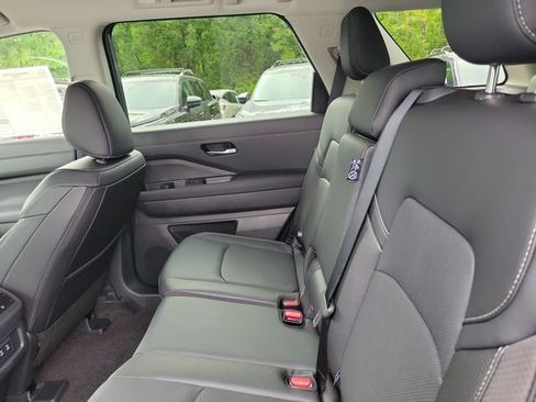 New 2026 Nissan Pathfinder SL w/ Cargo Package FWD image 25