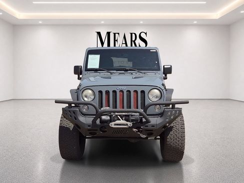 Used 2014 Jeep Wrangler Unlimited Rubicon AWD/4WD image 8