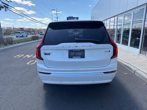 Used 2025 Volvo XC90 B6 Plus image 4
