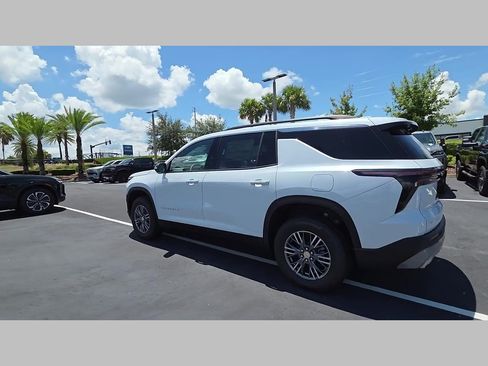 New 2026 Chevrolet Traverse LT w/ Driver Confidence Package AWD/4WD image 20