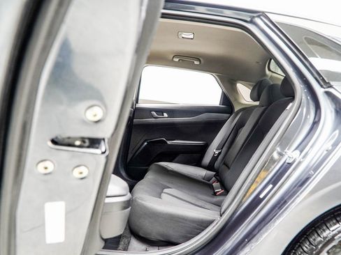 Used 2022 Kia K5 LXS image 37