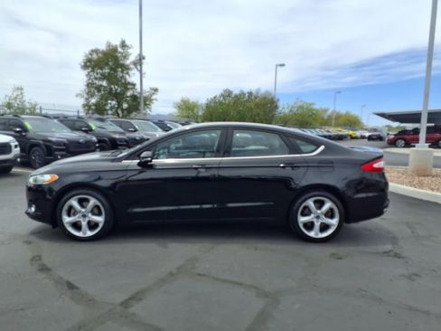 Used 2016 Ford Fusion SE AWD/4WD image 13