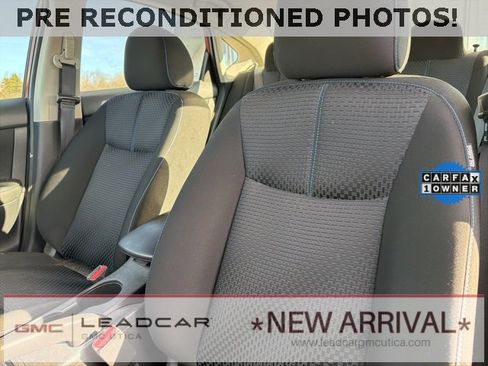 Used 2019 Nissan Sentra SR image 18