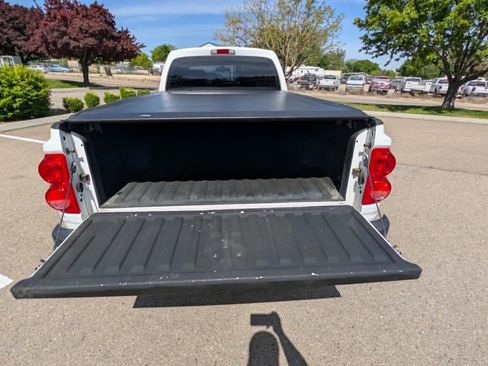 Used 2011 Dodge Dakota Big Horn w/ Trailer Tow Group AWD/4WD image 10