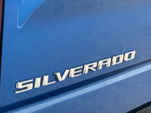 Used 2022 Chevrolet Silverado 1500 LT RWD image 10
