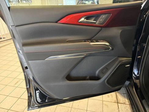 Used 2024 Chevrolet Traverse Z71 w/ Enhanced Driving Package image 14