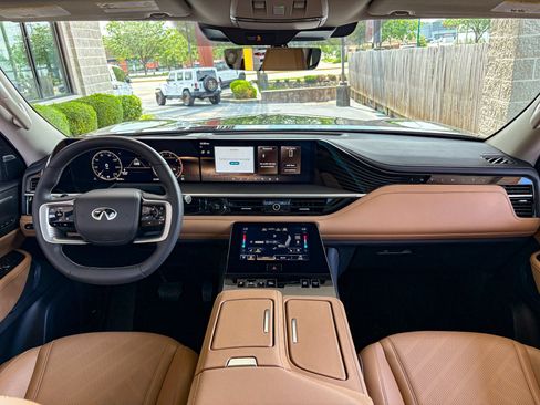 Used 2025 INFINITI QX80 Luxe AWD/4WD image 33