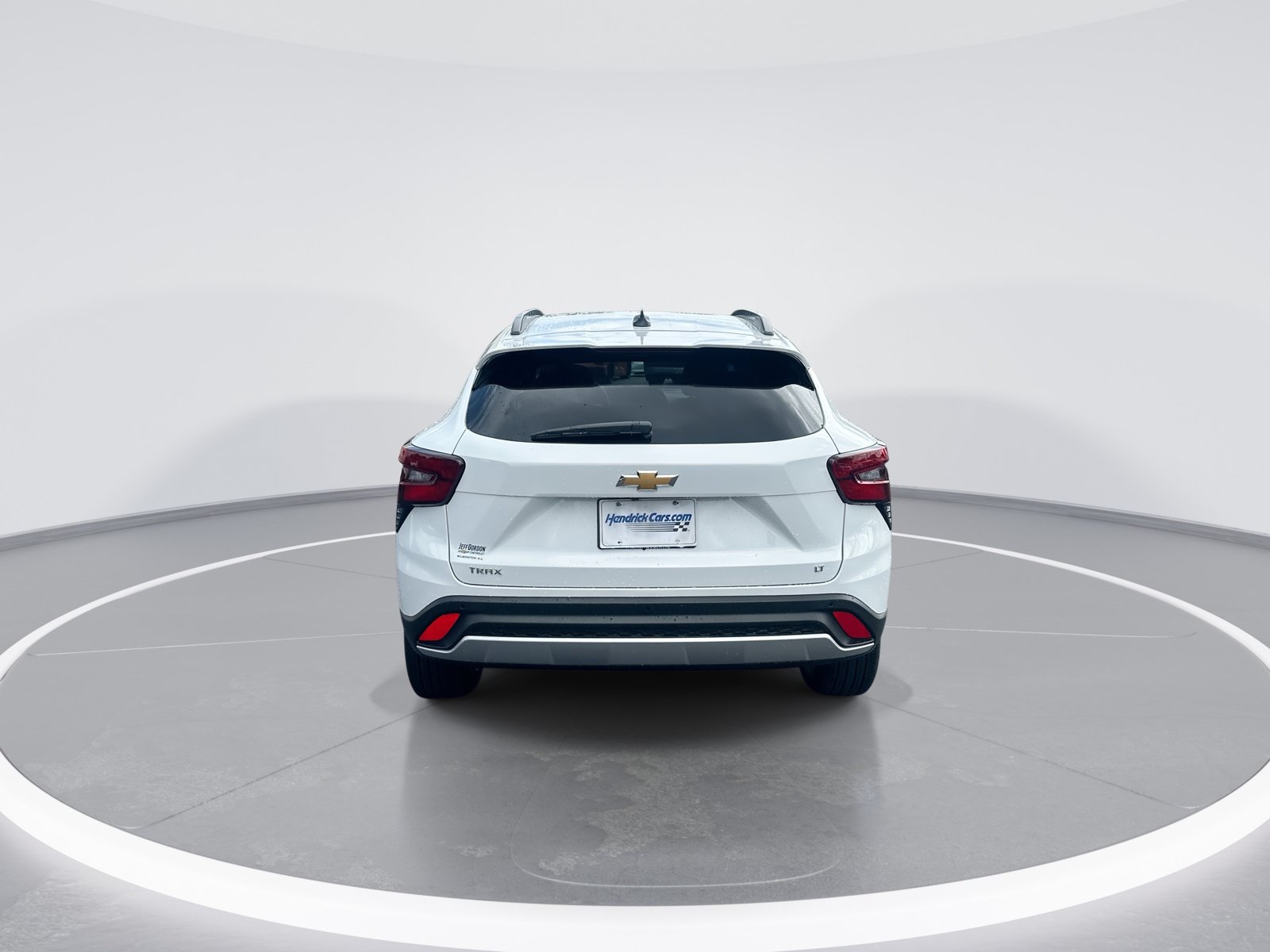 Used 2026 Chevrolet Trax LT w/ Driver Confidence Package FWD image 8