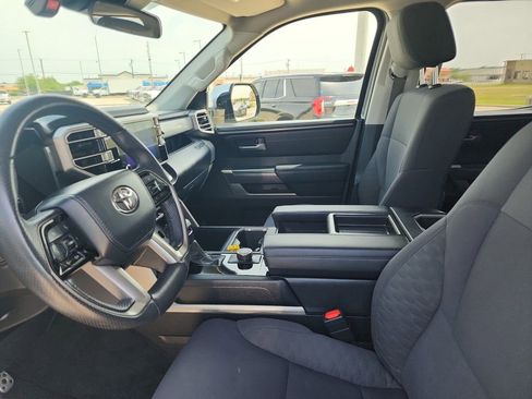 Used 2022 Toyota Tundra SR5 image 6