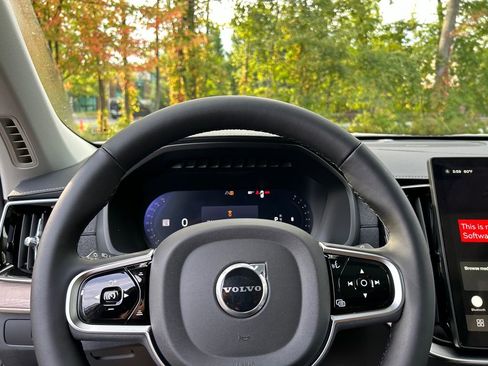 New 2026 Volvo XC90 B6 Plus w/ Protection Package Premier image 12