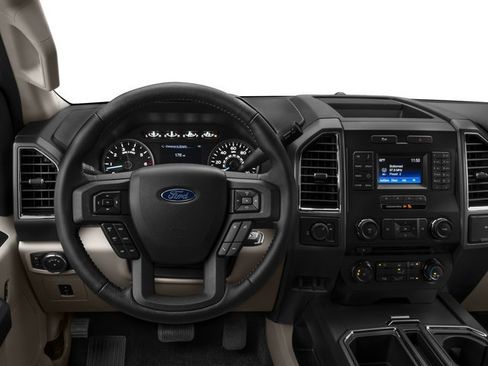 Used 2016 Ford F150 XLT w/ Equipment Group 301A Mid RWD image 7