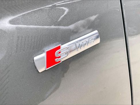 Used 2023 Audi Q5 2.0T Premium Plus w/ Premium Plus Package image 12