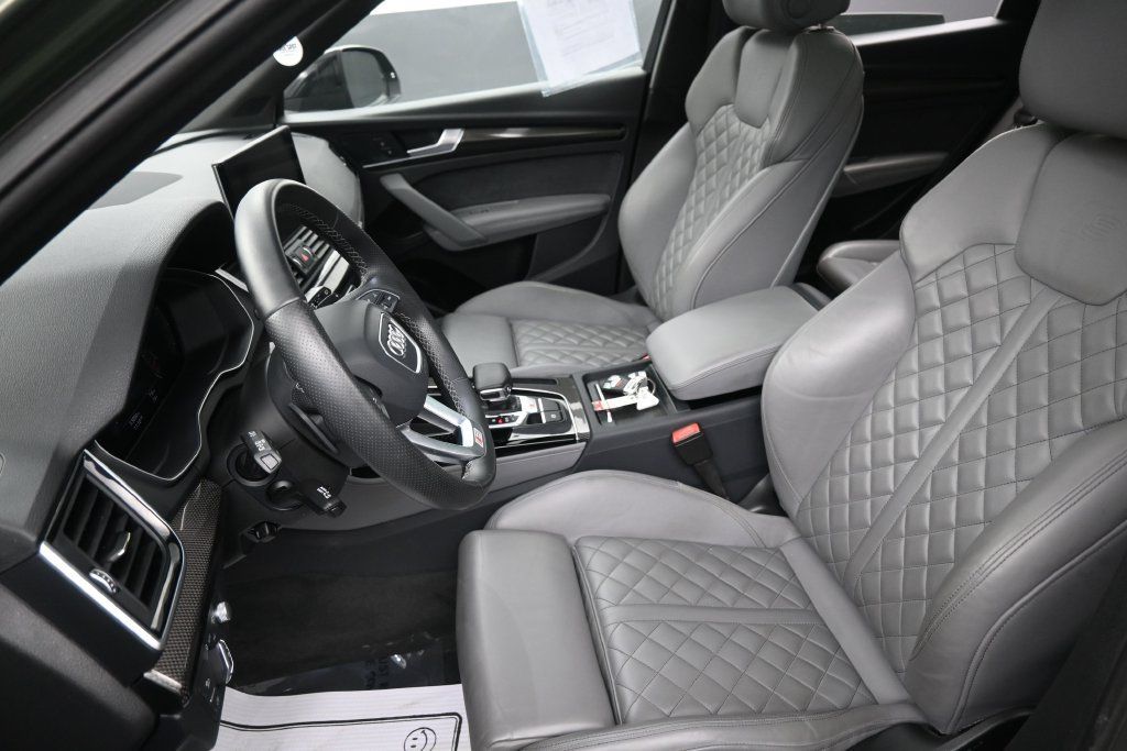 Used 2024 Audi SQ5 Prestige AWD/4WD image 22