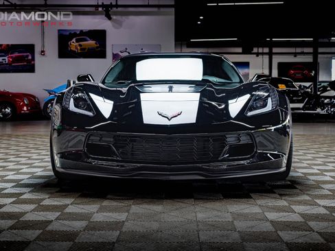 Used 2015 Chevrolet Corvette Z06 w/ 3LZ Preferred Equipment Group RWD image 19