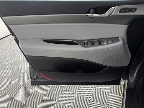 Used 2025 Hyundai Palisade SEL FWD image 12