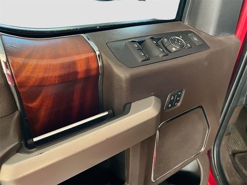 Used 2022 Ford F250 King Ranch w/ Chrome Package image 18