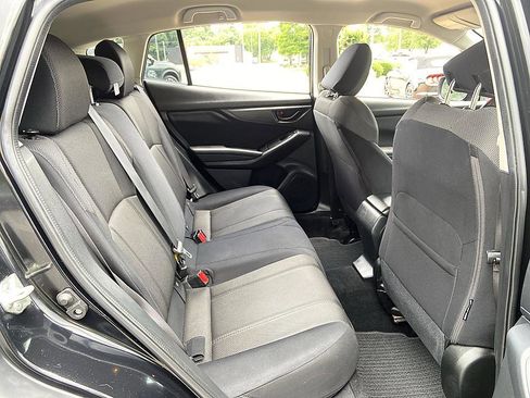 Used 2022 Subaru Crosstrek 2.0i AWD/4WD image 18
