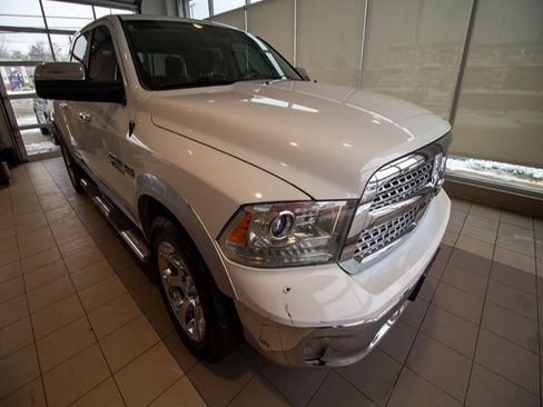 Used 2016 RAM 1500 Laramie image 4