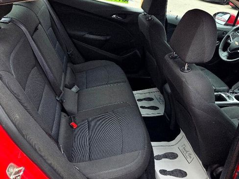 Used 2016 Chevrolet Cruze LT w/ Convenience Package image 13