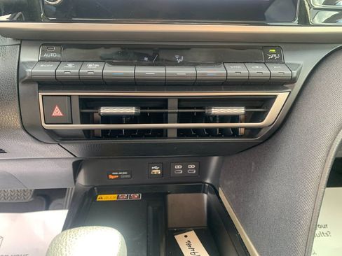Used 2026 Toyota Camry LE FWD image 23