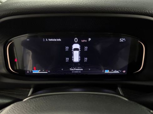 Used 2024 Jeep Wagoneer L Series II w/ Flexible Seating Group image 20