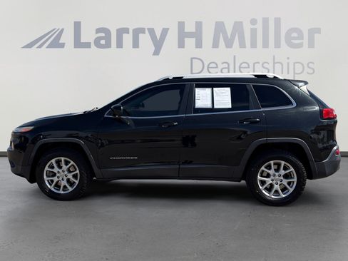 Used 2015 Jeep Cherokee Latitude image 3