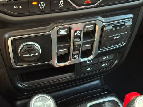 Used 2020 Jeep Gladiator Sport w/ Quick Order Package 24S AWD/4WD image 34