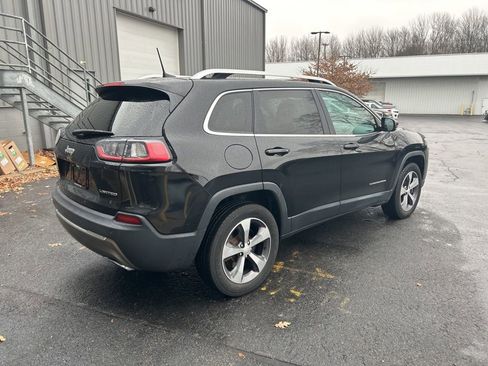 Used 2019 Jeep Cherokee Limited image 4
