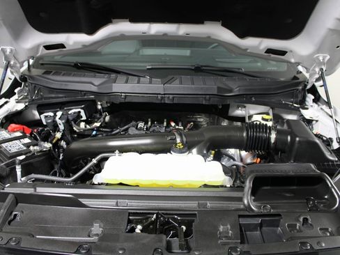 Used 2025 Ford F150 Lariat w/ Equipment Group 502A High image 7