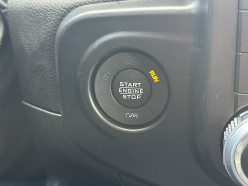 Used 2022 Jeep Wrangler Unlimited Sport AWD/4WD image 24