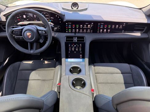 Certified 2023 Porsche Taycan GTS AWD/4WD image 13