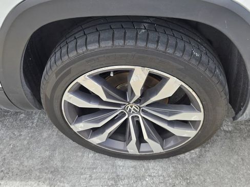 Used 2022 Volkswagen Atlas SE FWD image 5