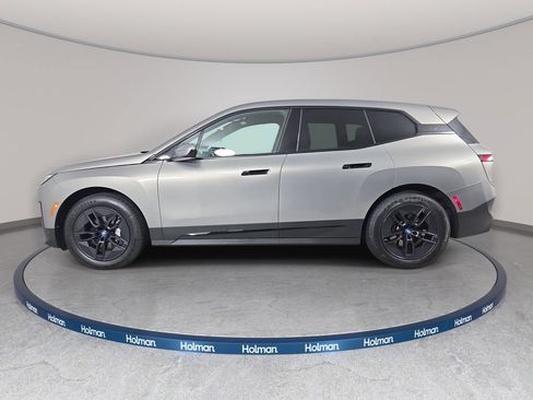 Used 2024 BMW iX xDrive50 AWD/4WD image 8