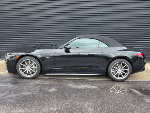 Used 2023 Mercedes-Benz SL 43 AMG image 2