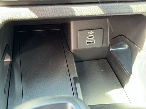 New 2025 Ford Ranger XL image 38