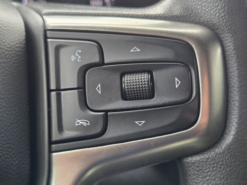 Used 2020 Chevrolet Silverado 1500 LT RWD image 28
