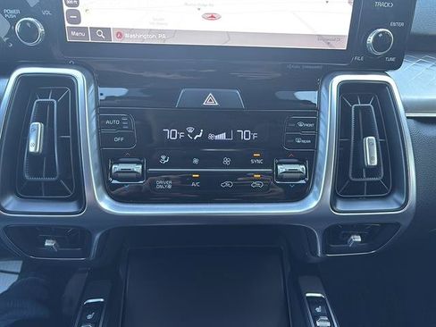 Used 2022 Kia Sorento S AWD/4WD image 24