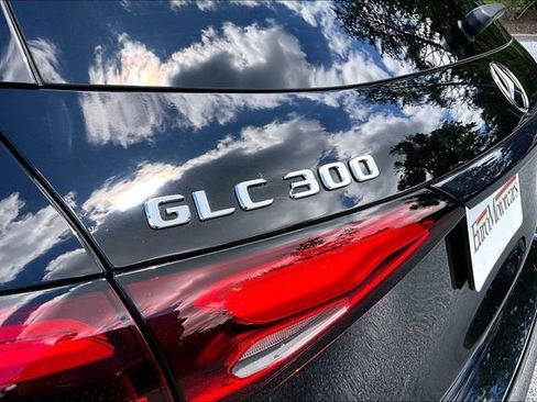 Certified 2023 Mercedes-Benz GLC 300 4MATIC image 27