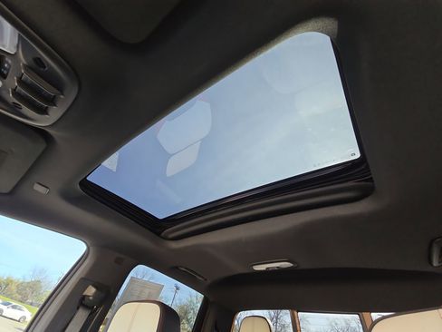 Used 2024 GMC Canyon AT4X image 21